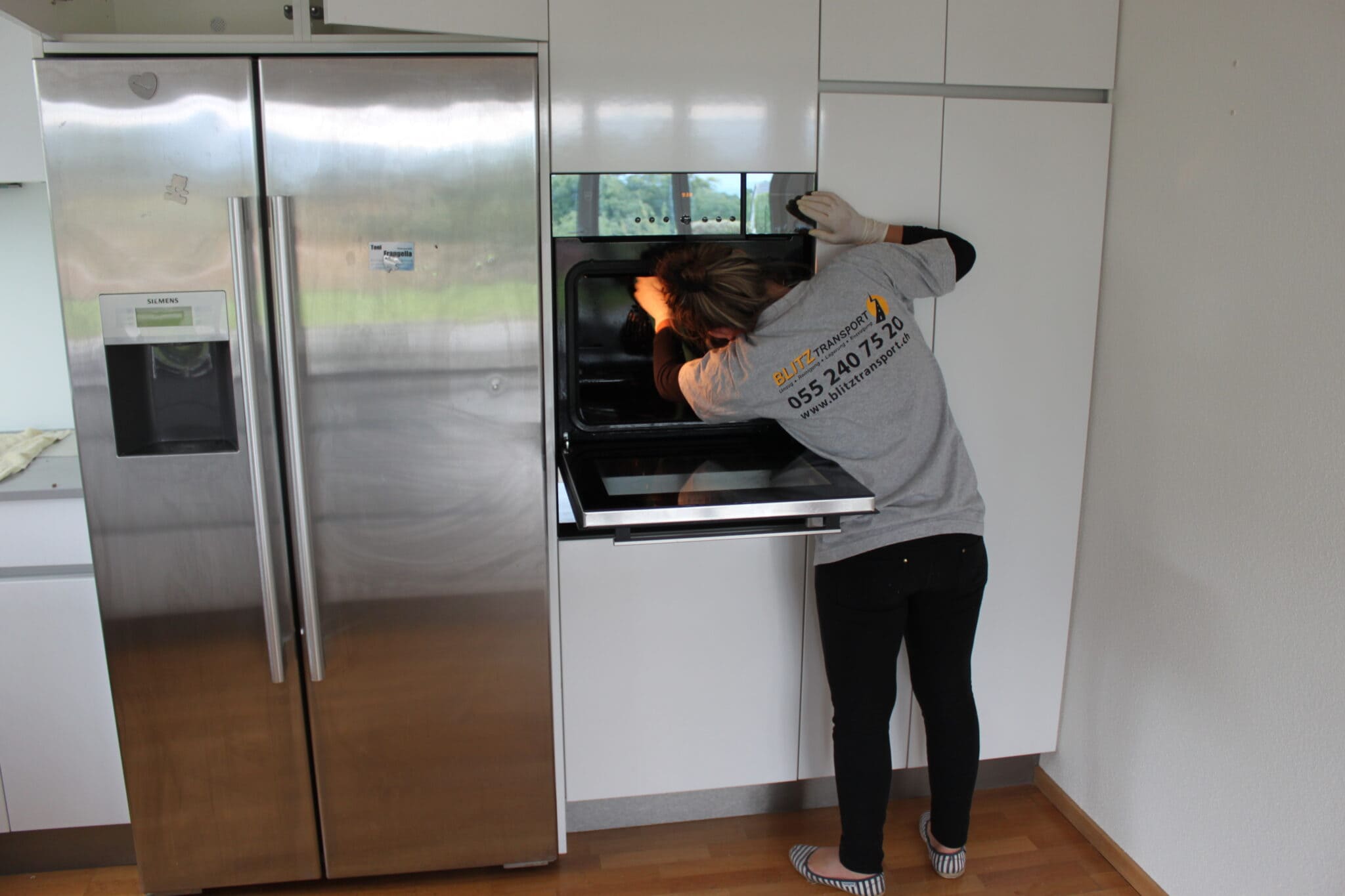 Umzugsreinigung mit Abnagmegarantie mit Umzug als Umzugspaket